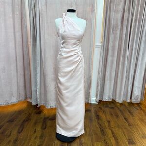 NWOT BCBGMaxAzria One-Shoulder Satin Gown in Pale Pink Sz 4